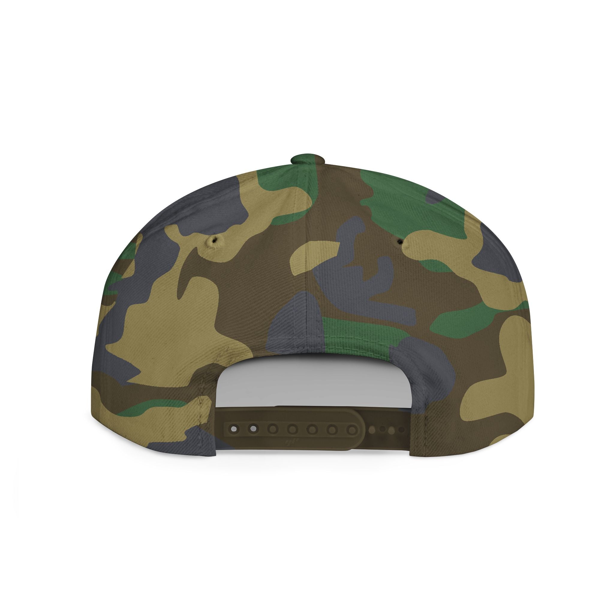 Camouflage snapback hat with adjustable strap, streetwear style for urban fashion