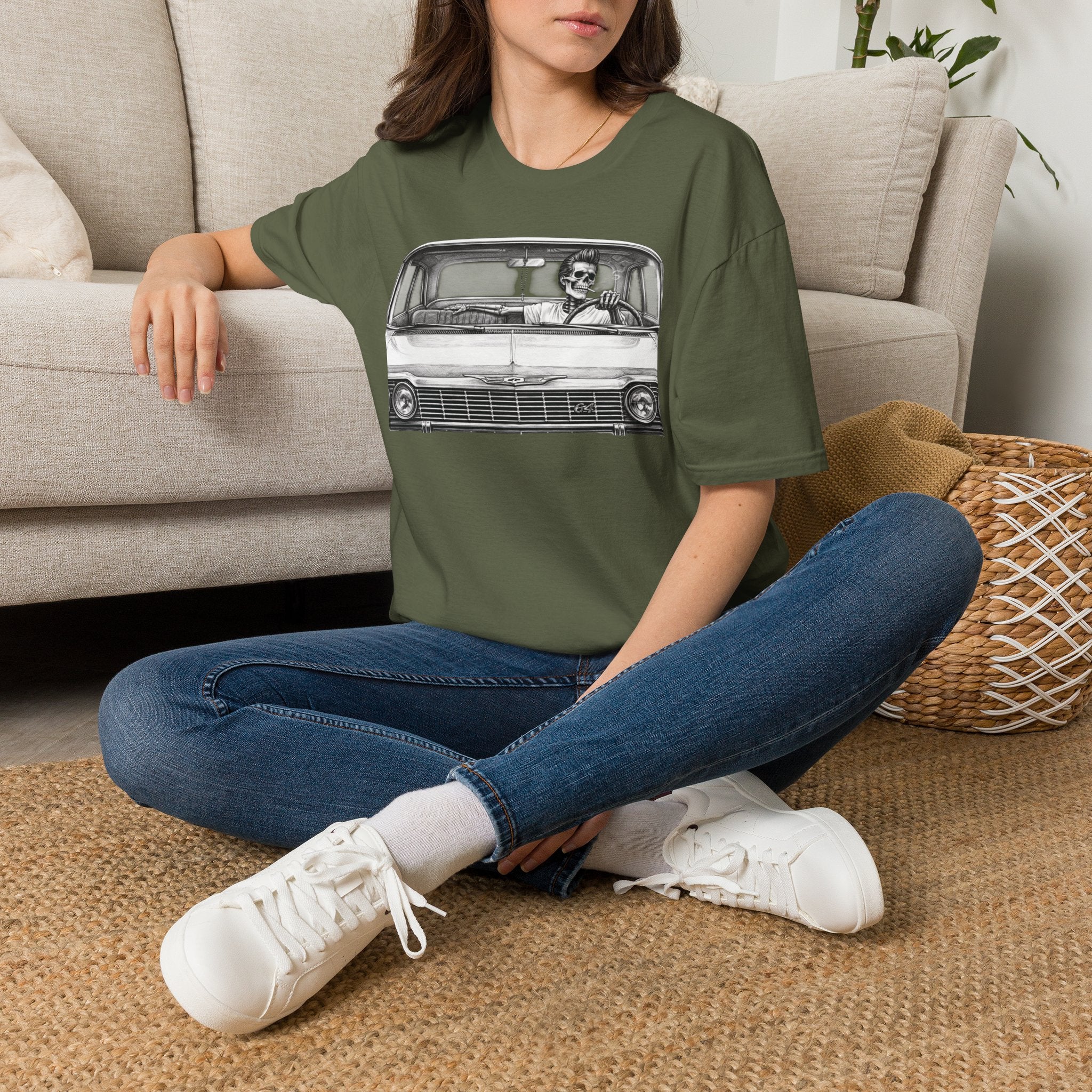 Mom's repersent too- classic REAL streetwear T-shirt